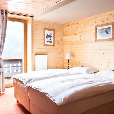 スイス ホテル 3*