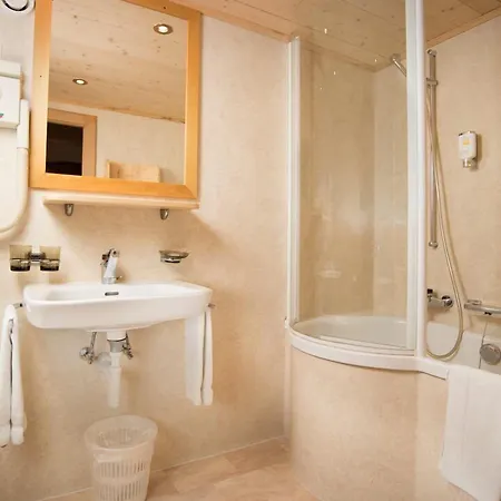 Hotel Suisse 3*