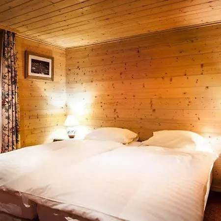 Suisse Hotel